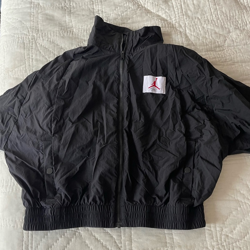 Cropped Jordan Windbreaker